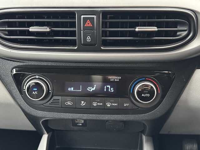 Hyundai i10 1.0 MPi Premium 5dr