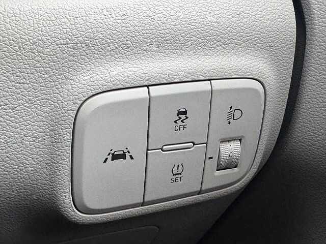 Hyundai i10 1.0 MPi Premium 5dr