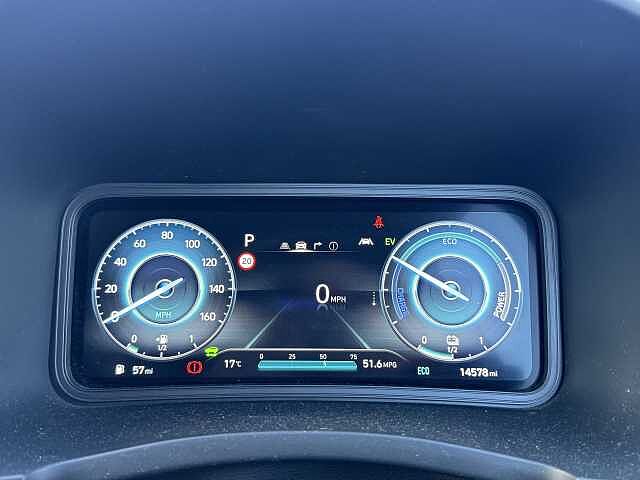 Hyundai KONA 1.6 GDi Hybrid Premium 5dr DCT Red