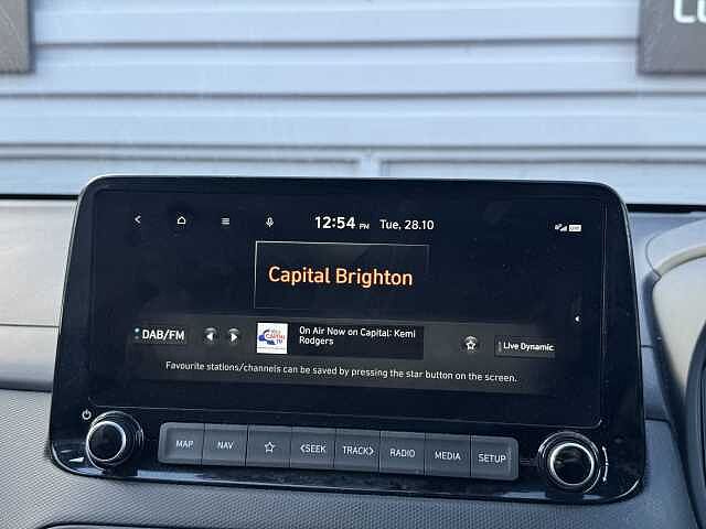 Hyundai KONA 1.6 GDi Hybrid Premium 5dr DCT Red