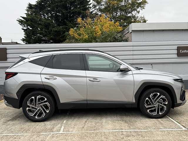 Hyundai TUCSON 1.6T Hybrid Ultimate 5dr Auto Silver