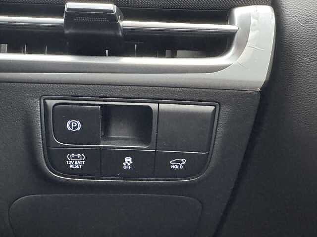 Hyundai TUCSON 1.6T Hybrid Ultimate 5dr Auto Silver