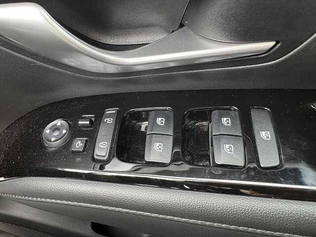Hyundai TUCSON 1.6 TGDi Hybrid 230 Ultimate 5dr 2WD Auto White