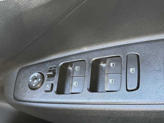 Hyundai i10 1.2 [79] Premium 5dr Auto [Nav]