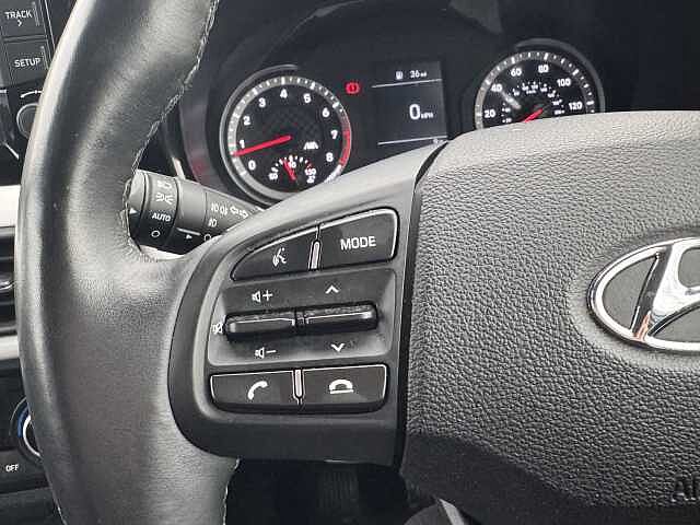 Hyundai i10 1.2 MPi Premium 5dr