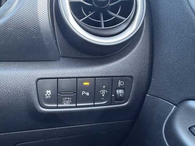 Hyundai KONA 1.6 GDi Hybrid Premium 5dr DCT Blue