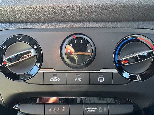 Hyundai I20 1.2 MPi SE 5dr Red