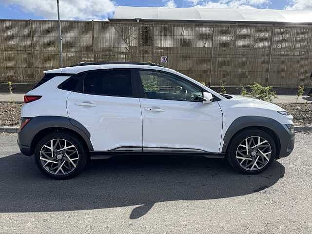 Hyundai KONA 1.6 GDi Hybrid Premium 5dr DCT White