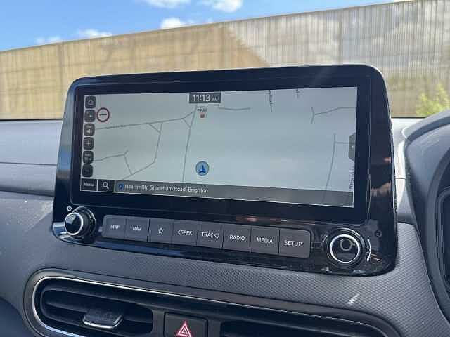 Hyundai KONA 1.6 GDi Hybrid Premium 5dr DCT White