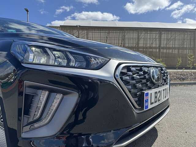 Hyundai IONIQ 1.6 GDi Hybrid Premium 5dr DCT