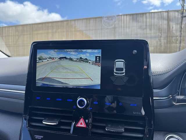 Hyundai IONIQ 1.6 GDi Hybrid Premium 5dr DCT