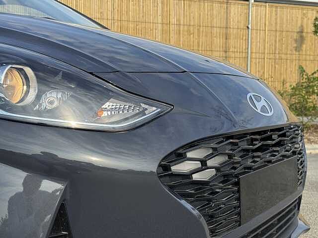 Hyundai i10 1.2 [79] Premium 5dr Auto [Nav]