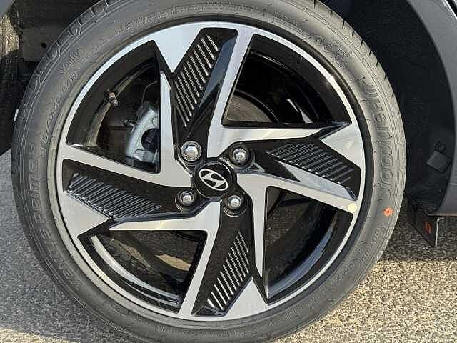 Hyundai i10 1.2 [79] Premium 5dr Auto [Nav]
