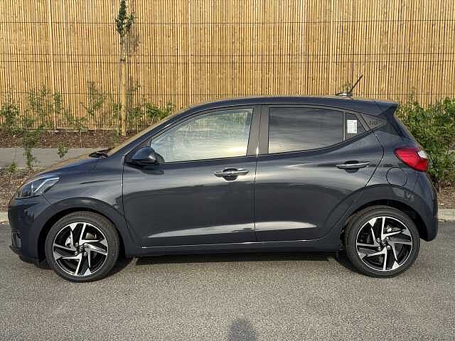 Hyundai i10 1.2 [79] Premium 5dr Auto [Nav]