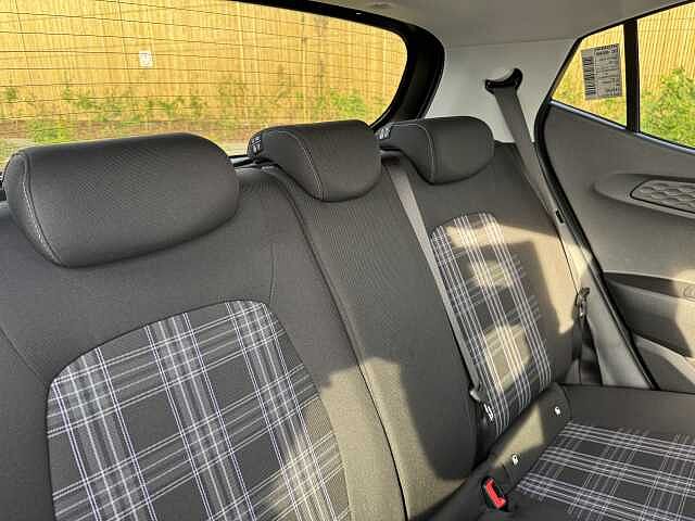 Hyundai i10 1.2 [79] Premium 5dr Auto [Nav]