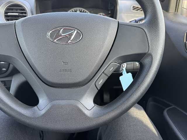 Hyundai i10 1.0 S 5dr