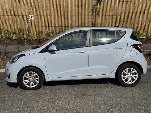 Hyundai i10 1.2 SE 5dr Auto