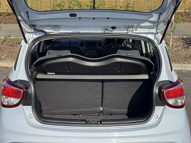 Hyundai i10 1.2 SE 5dr Auto