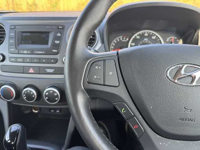 Hyundai i10 1.2 SE 5dr Auto
