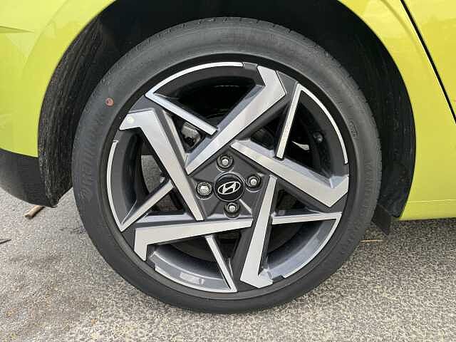 Hyundai i20 1.0T GDi Premium 5dr