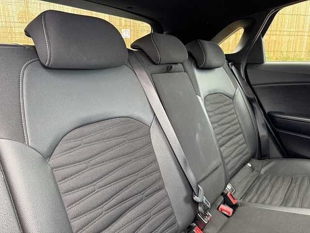 Kia Ceed 1.0T GDi ISG GT-Line 5dr