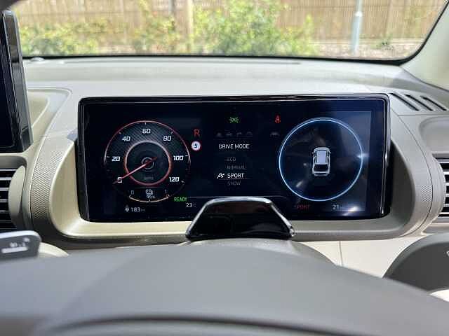 Hyundai INSTER 85kW 02 49kWh 5dr Auto Black