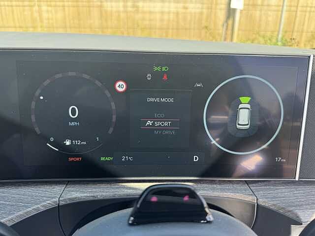 Hyundai SANTA FE 1.6 TGDi 239 Hybrid Ultimate 5dr Auto Green