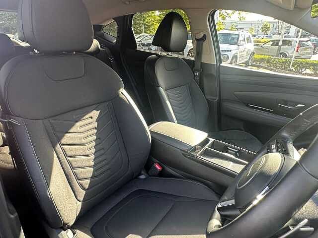 Hyundai TUCSON 1.6T Plug-in Hybrid Premium 5dr 4WD Auto