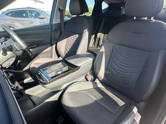 Hyundai TUCSON 1.6T Plug-in Hybrid Premium 5dr 4WD Auto