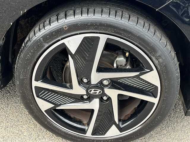 Hyundai i10 1.0 [63] Premium 5dr Auto [Nav]