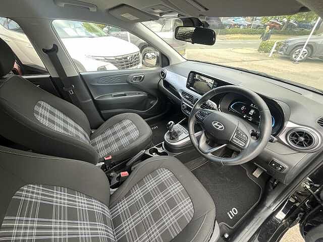 Hyundai i10 1.0 [63] Premium 5dr Auto [Nav]