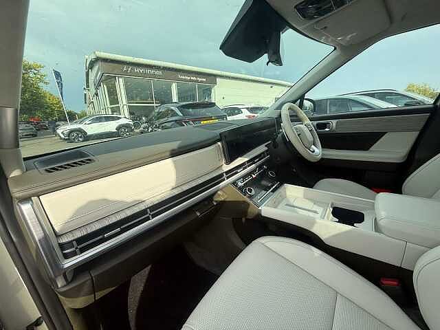 Hyundai SANTA FE 1.6 TGDi Hybrid Ultimate 5dr 4WD Auto