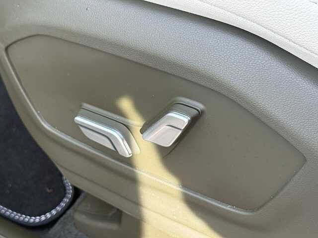 Hyundai SANTA FE 1.6 TGDi Hybrid Ultimate 5dr 4WD Auto