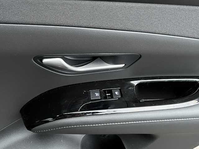 Hyundai TUCSON 1.6T Plug-in Hybrid Premium 5dr 4WD Auto
