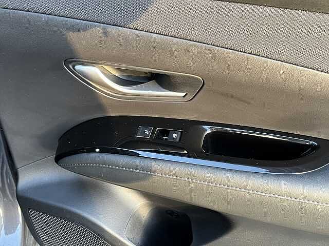 Hyundai TUCSON 1.6T Plug-in Hybrid Premium 5dr Auto