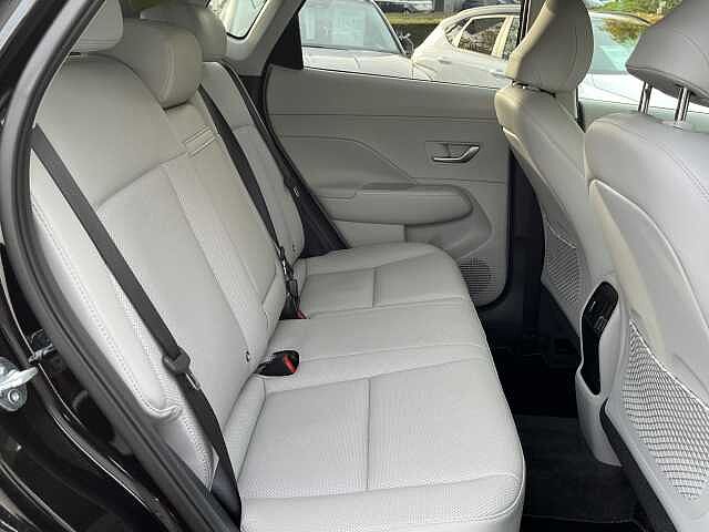 Hyundai KONA 1.6 Hybrid 129 Ultimate 5dr DCT Black