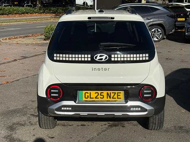Hyundai INSTER 85kW 02 49kWh 5dr Auto Beige