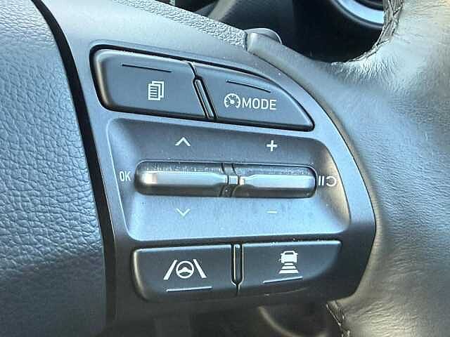 Hyundai KONA 1.6 GDi Hybrid Premium 5dr DCT Blue