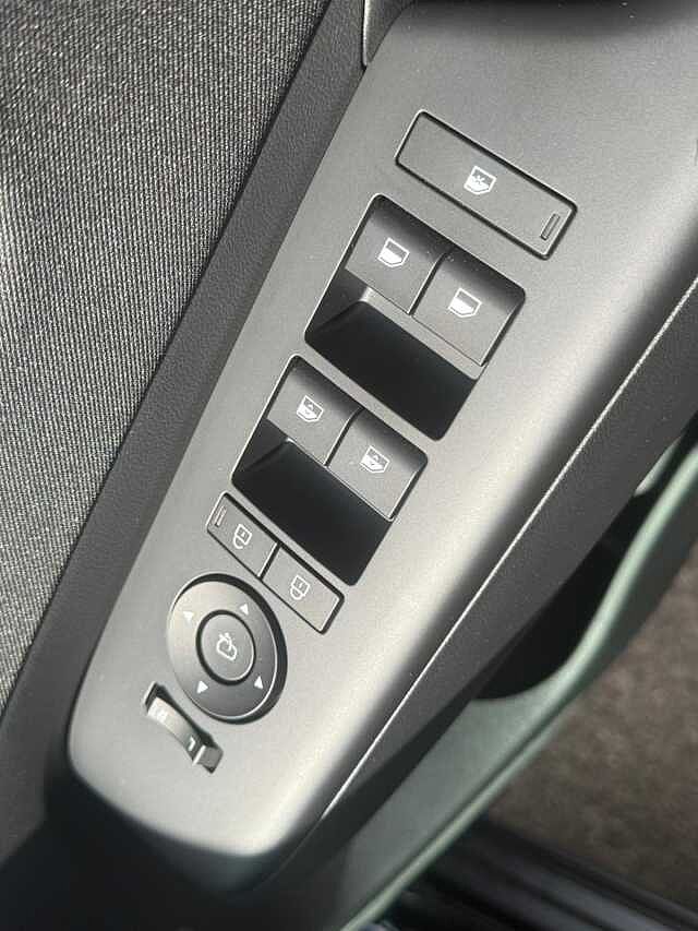 Hyundai KONA 1.0T 100 Advance 5dr