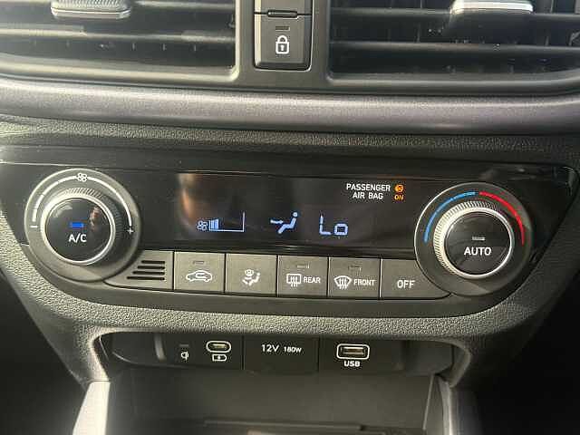 Hyundai I10 1.2 [79] Premium 5dr Auto [Nav] Blue