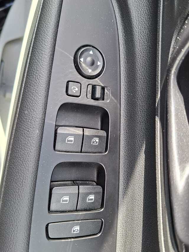 Hyundai I20 1.0T GDi 90 Tech Line 5dr Black