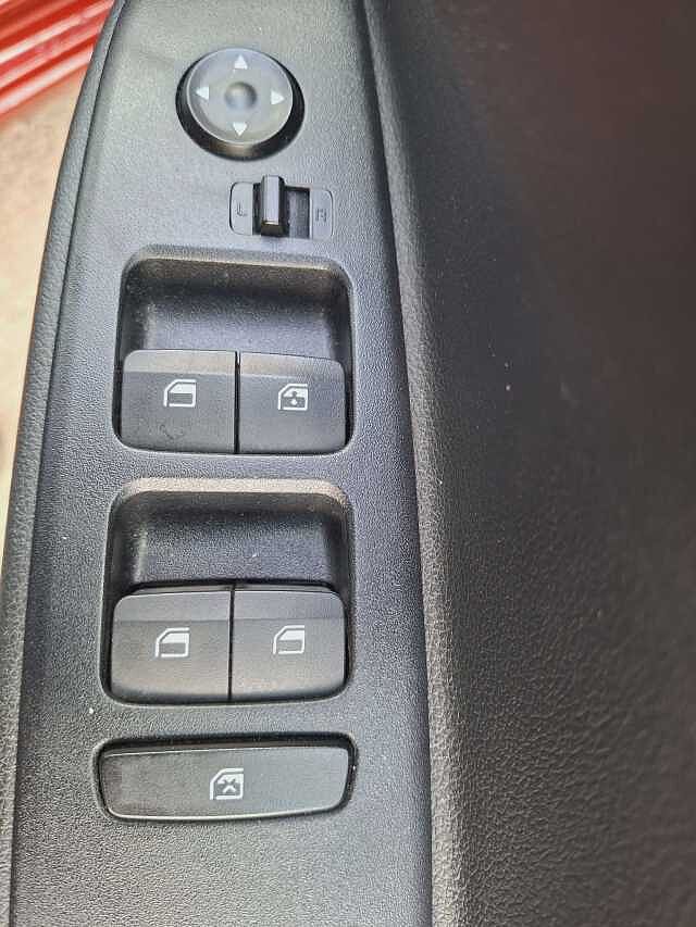 Hyundai i10 1.0 MPi SE Connect 5dr