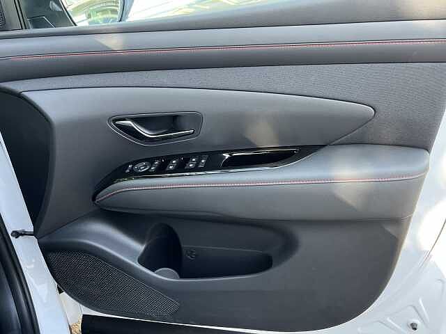 Hyundai TUCSON 1.6T 239 Hybrid N Line 5dr Auto White