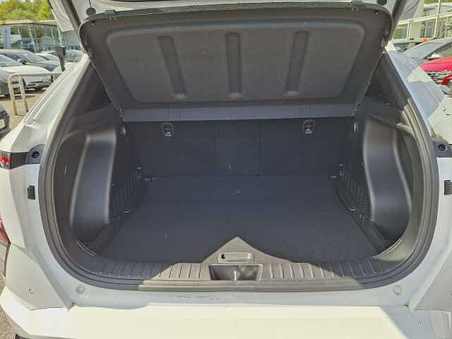 Hyundai KONA 1.6 GDi Hybrid N Line 5dr DCT White