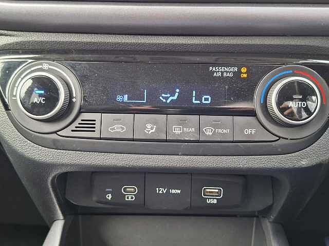 Hyundai i10 1.2 [79] Premium 5dr Auto [Nav]