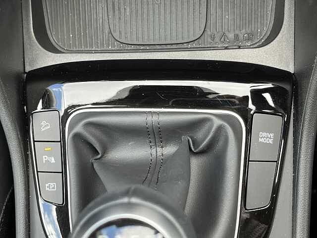 Hyundai TUCSON 1.6T Premium 5dr
