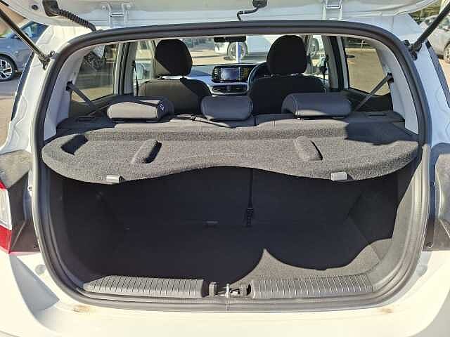 Hyundai I10 1.2 [79] Premium 5dr Auto [Nav] White