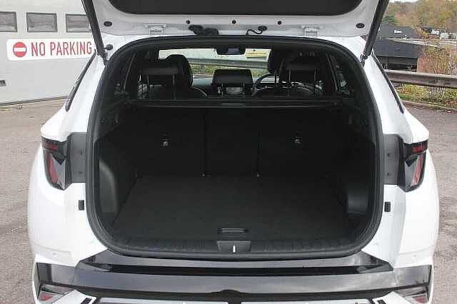 Hyundai TUCSON 1.6T N Line 5dr White