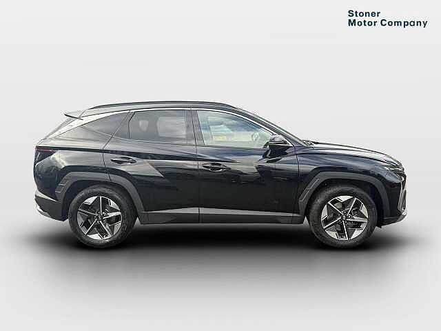 Hyundai TUCSON 1.6T Premium 5dr Black