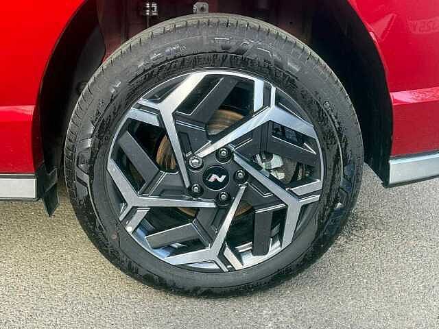 Hyundai KONA 1.6T 138 N Line 5dr DCT Red